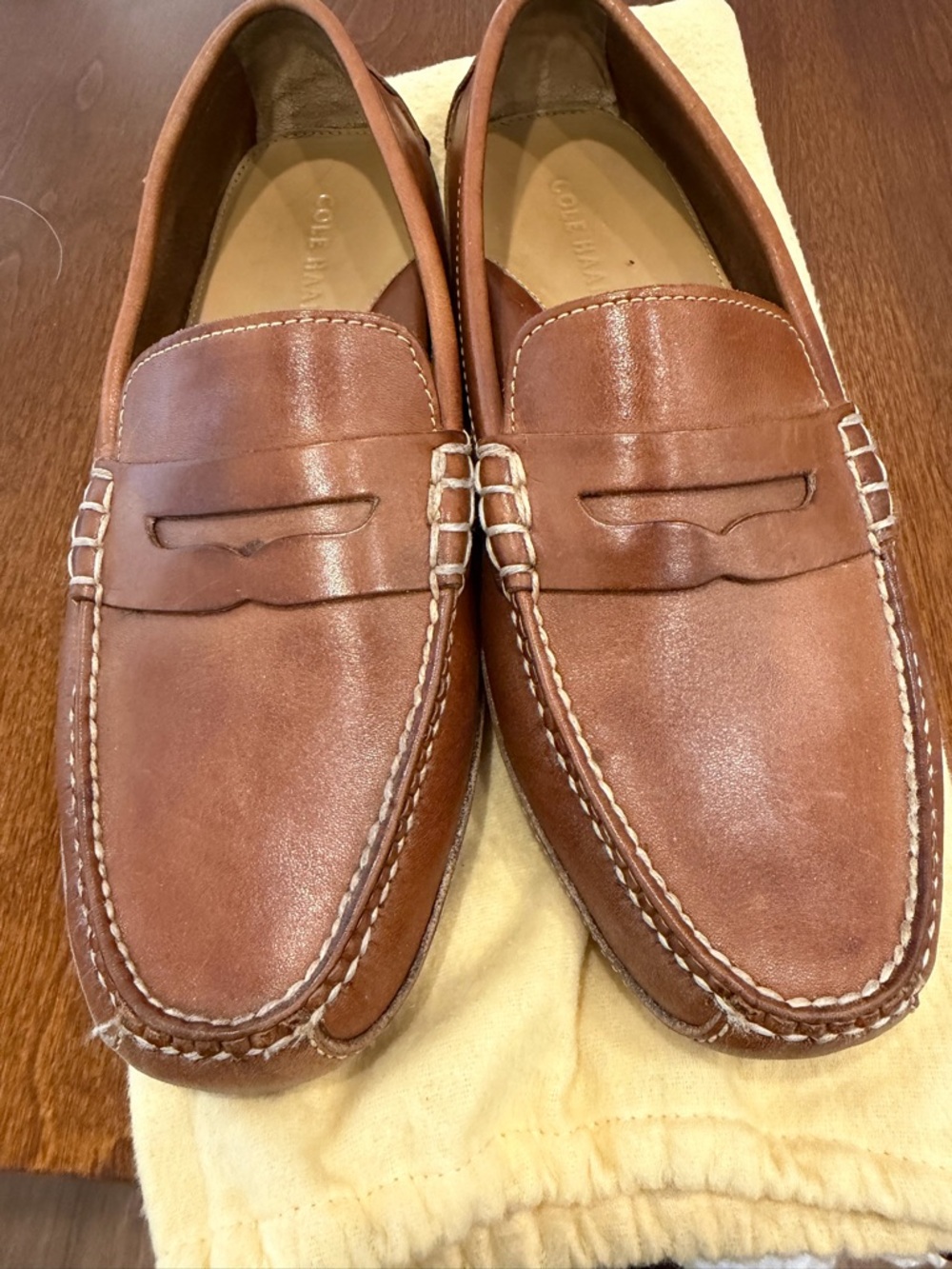 Cole Haan Tan Leather driver. Size 8.5. Beautiful shoe with dust bags.